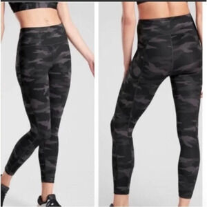 Athleta Black Gray Ultimate Camo 7/8 Tight Leggings Side Pockets Size 1X